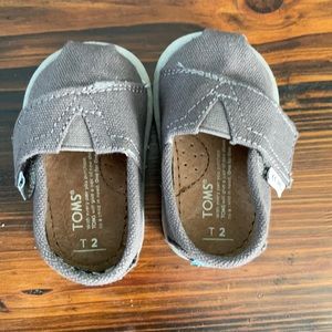 Baby TOMS classic ash canvas